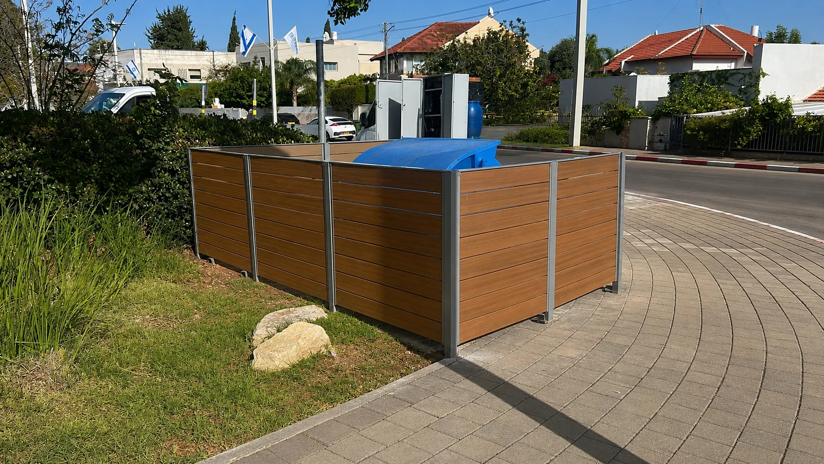 תכנון, אספקה והתקנה של מסתורי אשפה – גני תקווה